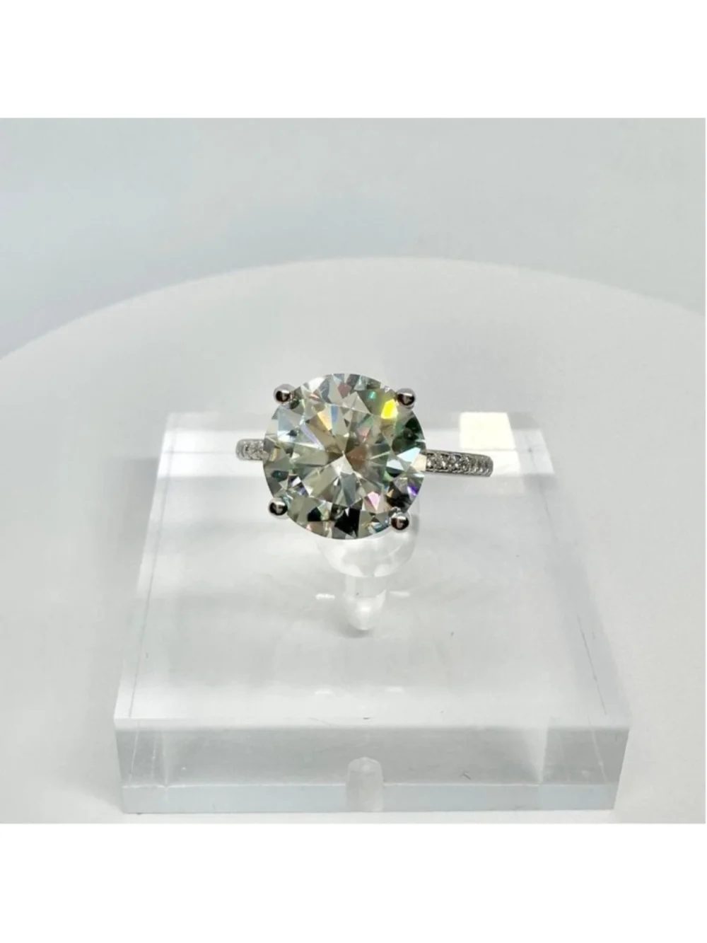Moissanite Diamond Ring 5 Ct Engagement Wedding Round Cut Solitaire GRA